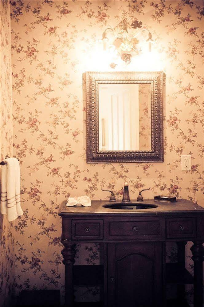 The Glendalia Boutique Hotel Glendale Экстерьер фото